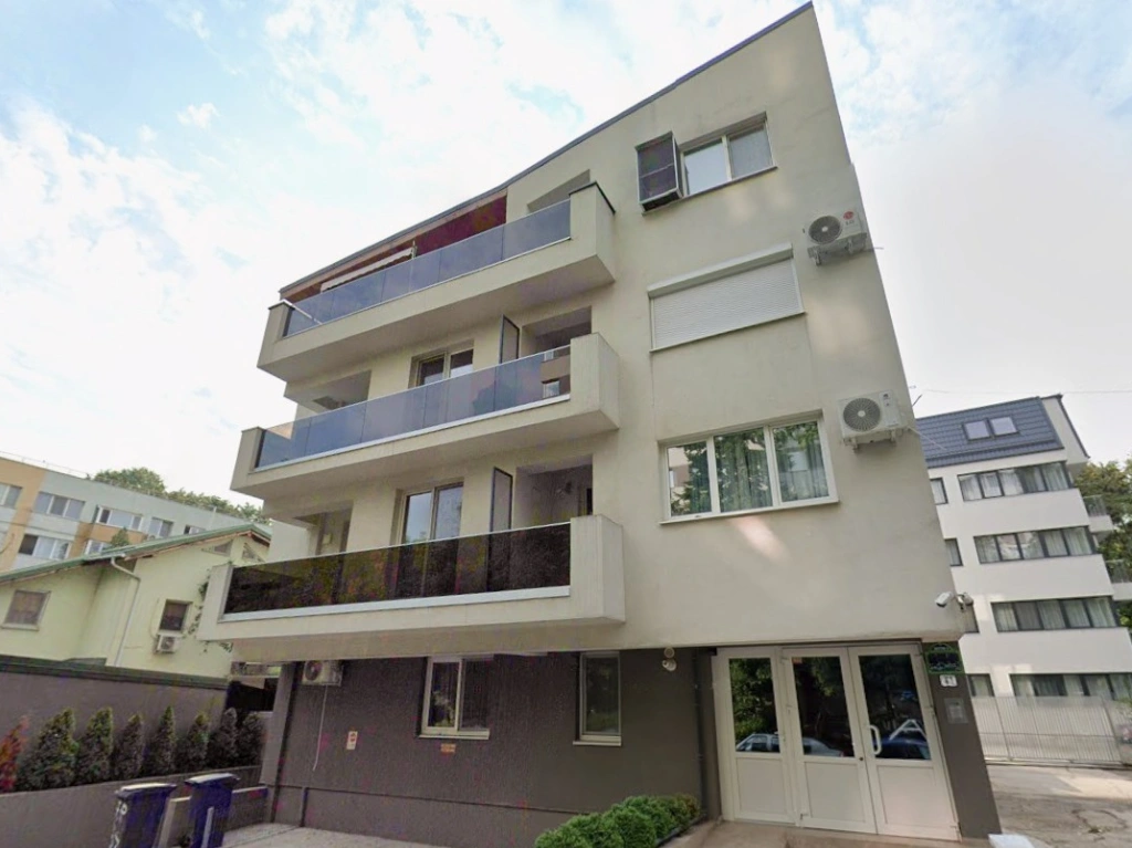 LOCUINTE COLECTIVE S+P+2E+M, BUCURESTI