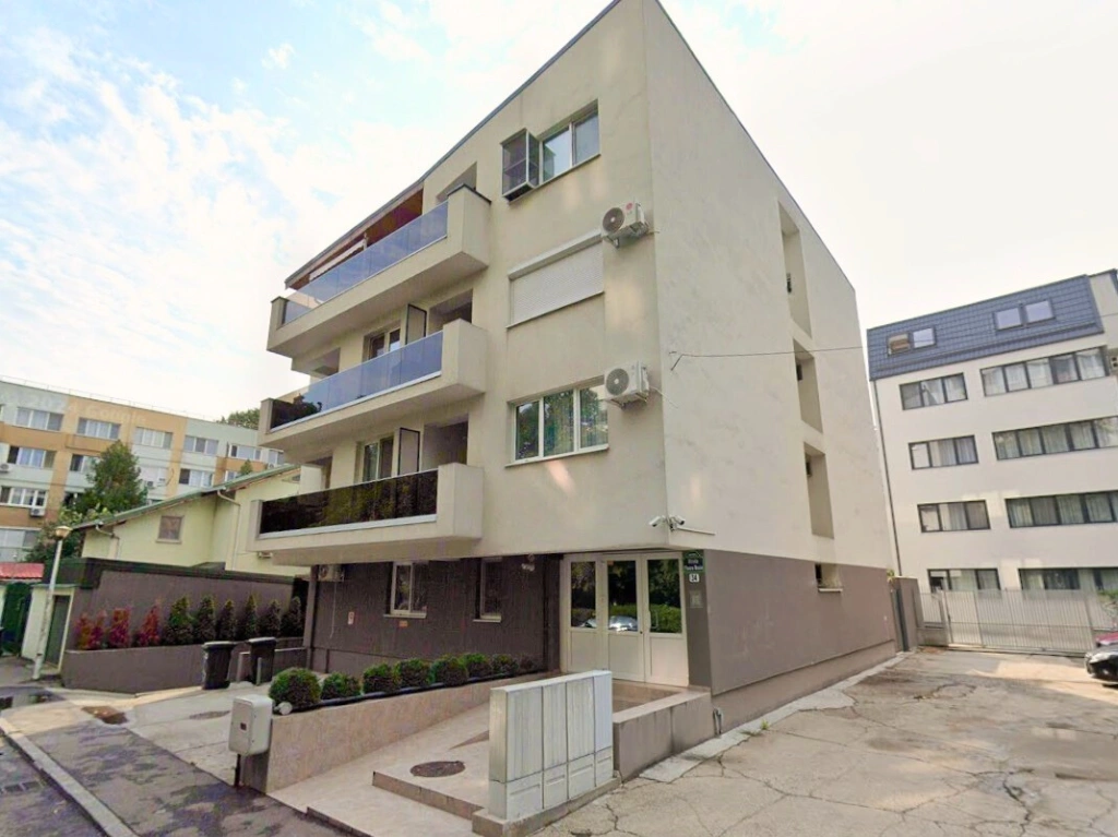 Locuinte colective str. Floare Rosie2