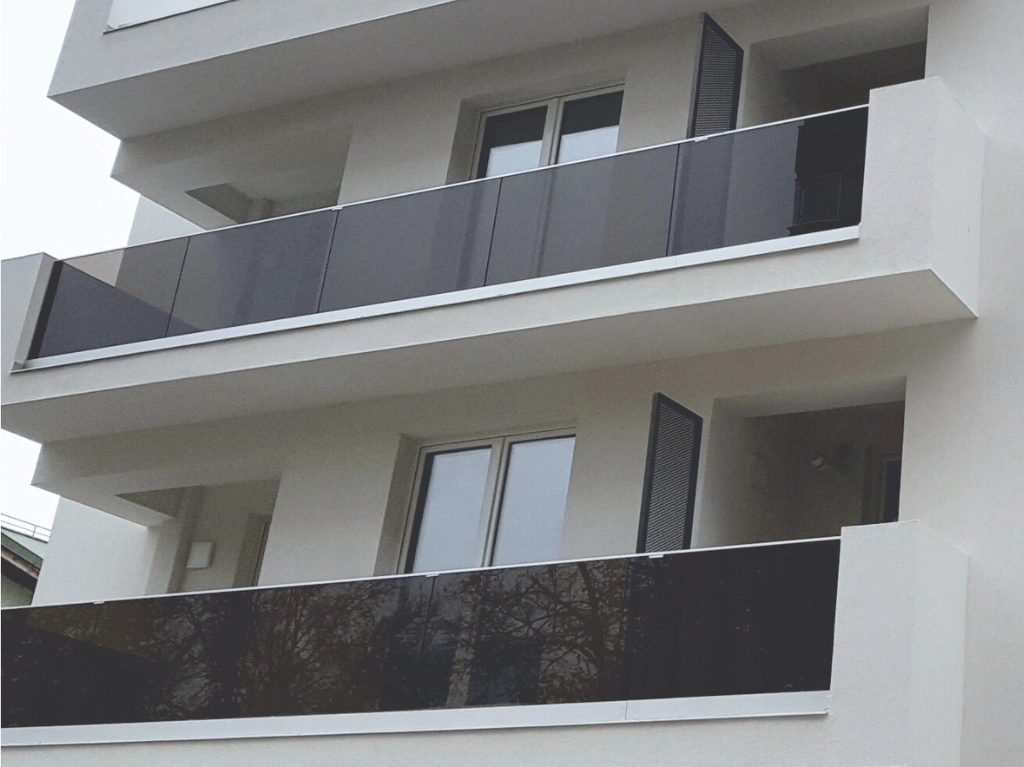 Locuinte colective str. Floare Rosie3